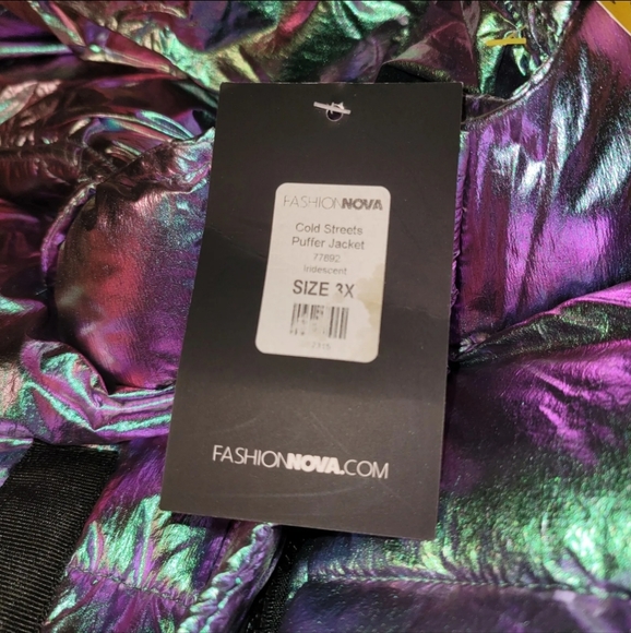 Fashion Nova Puffer Cold Streets Irridescent Color Shift 3X Hooded - Picture 8 of 9